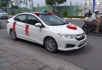Dịch Vụ Xe Cưới Giá Rẻ Tại Bình Dương - Hotline: 0937294131