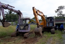 ### 🔥 Cho Thuê Xe Cuốc Giá Rẻ Tại Dĩ An, Bình Dương – Giao Máy Nhanh, Cuốc Chuẩn, Giá Mềm!