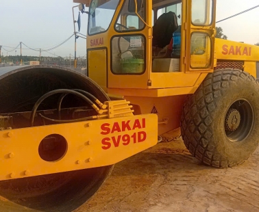 Cho Thuê Xe Lu Uy Tín Toàn Quốc: Giải Pháp Lu Lèn Nền Móng Chuyên Nghiệp