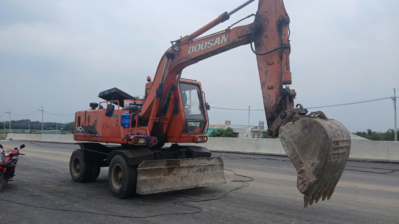 Cho Thuê Xe Cuốc Uy Tín Toàn Quốc