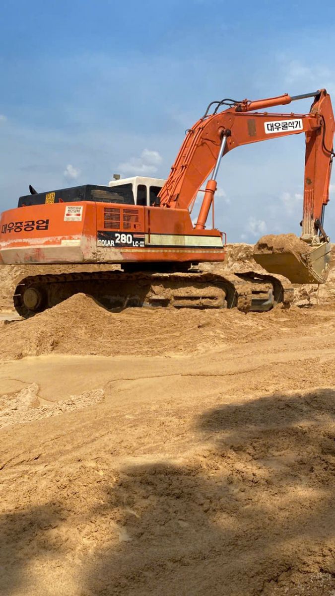 Cho Thuê Xe Cuốc Tại Hưng Yên Uy Tín – Giá Tốt – Phục Vụ Nhanh Chóng